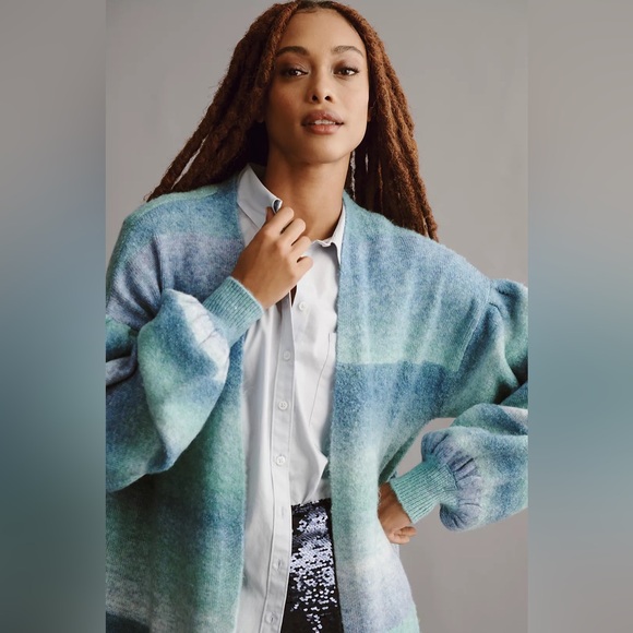 ✨sold✨ANTHROPOLOGIE Cozy Ombre Stripe Duster Sweater - Picture 2 of 7